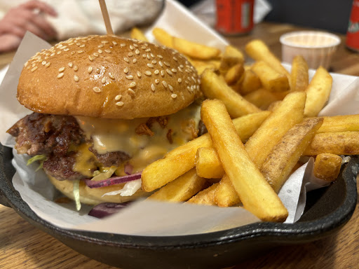 Photo of Messy Chef Southsea - 1 Festing Rd, Southsea, Portsmouth, Southsea PO4 0NG